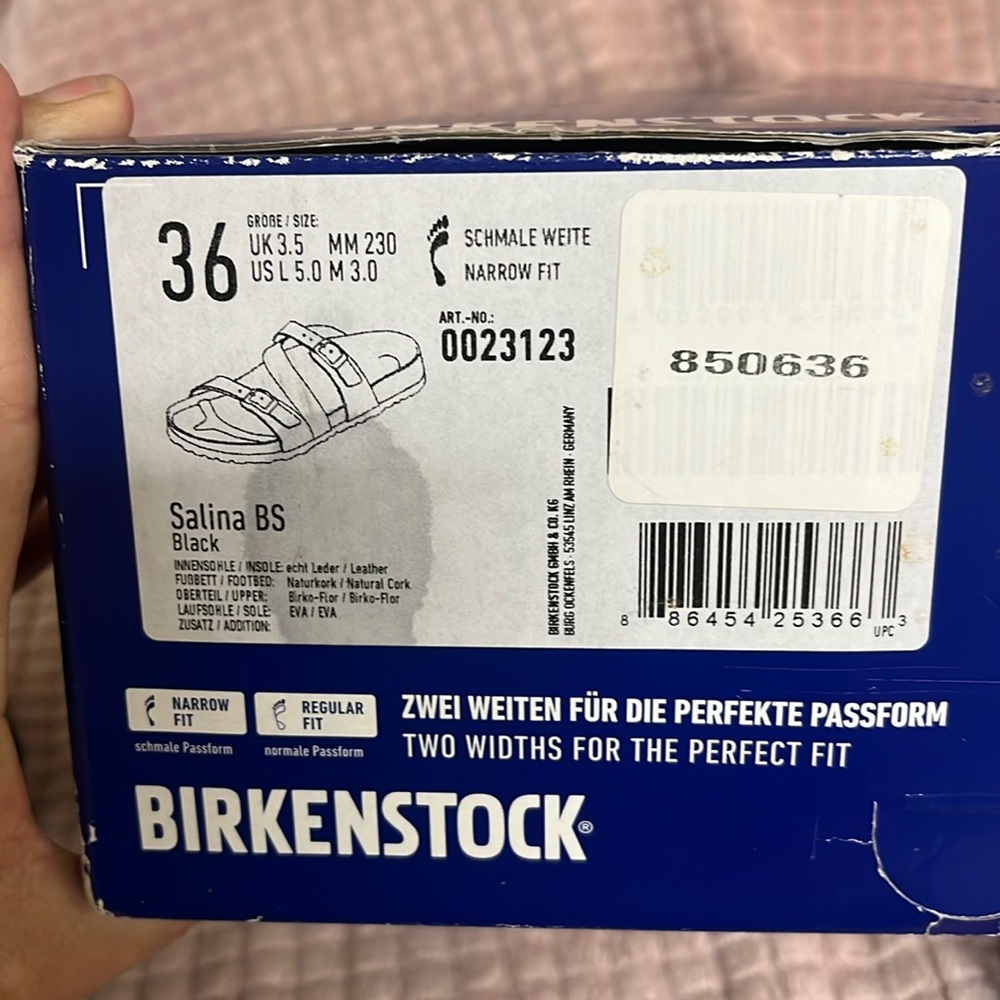 Salina Birkenstocks comes with original box

        NOT FOR SALE
